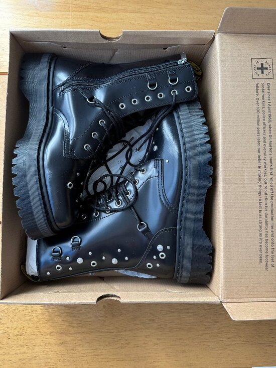 Dr. Martens Jadon Hi HDW main image 6